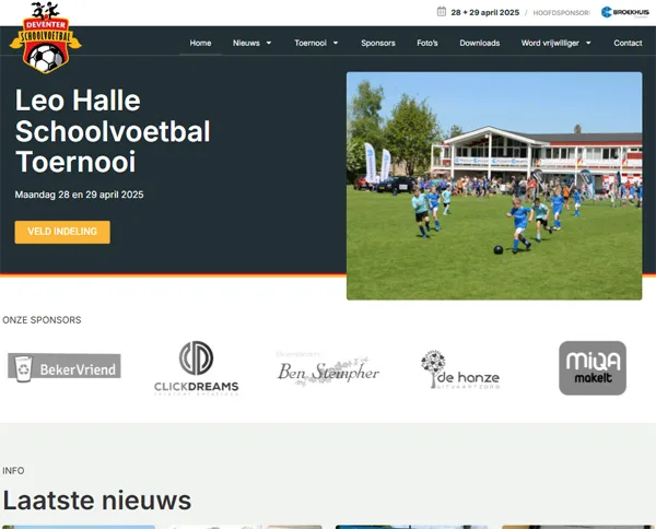 Homepage van de nieuwe website deventerschoolvoetbal.nl, gemaakt door Clickdreams