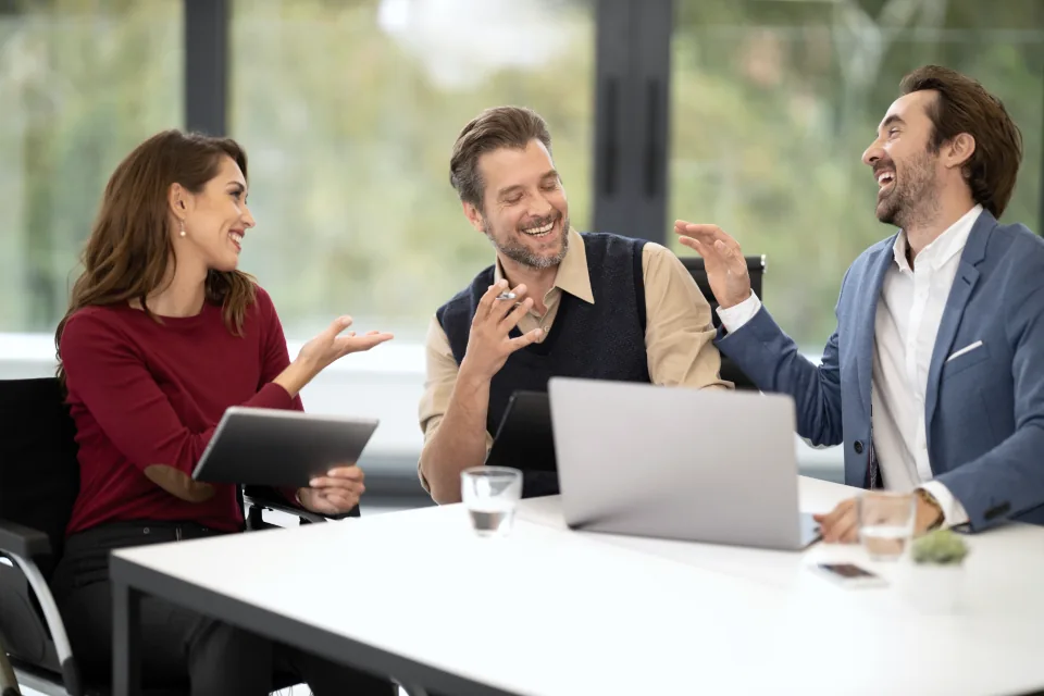 Overleg tussen een reclamebureau en Clickdreams over een nieuw websiteproject